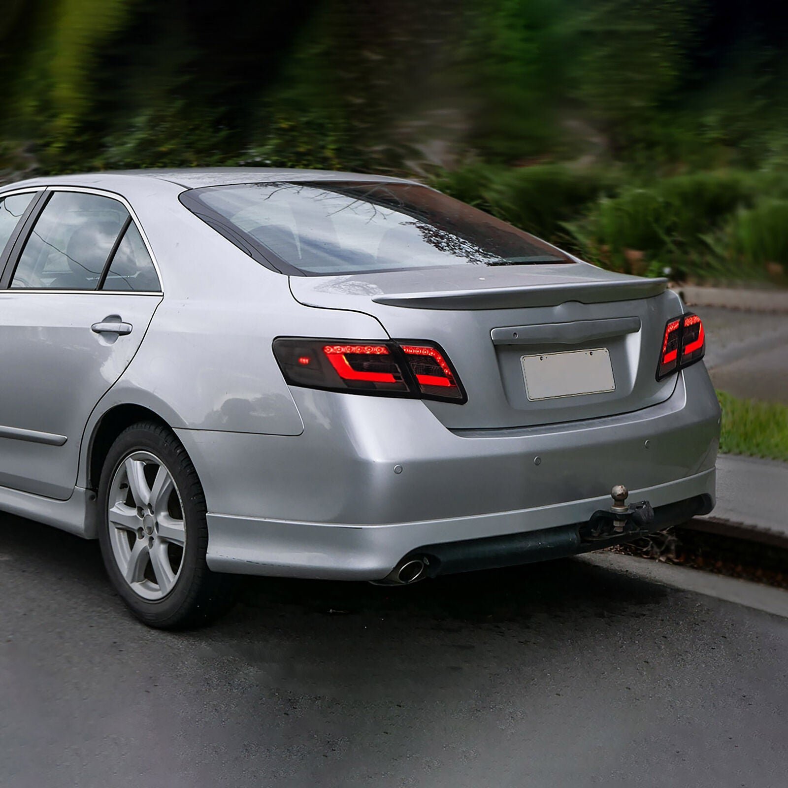 VLAND Tail Lights For Smoked Toyota Camry 2006 - 2011 Pair - Image 2